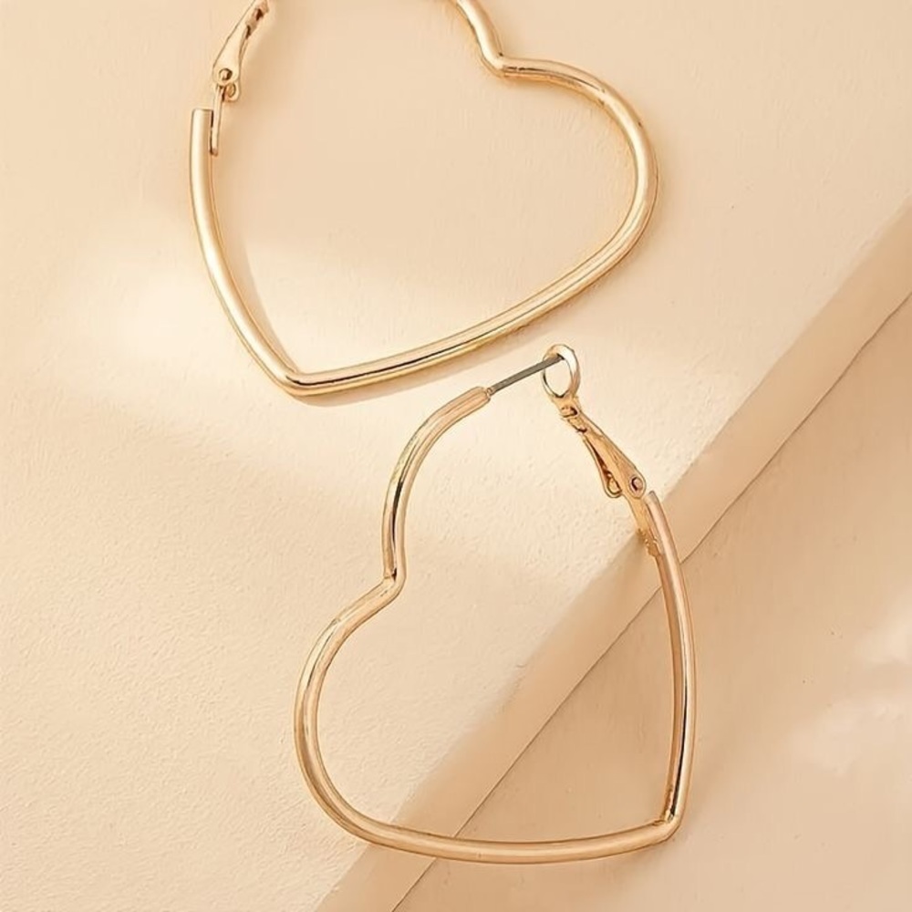 ⚜️𝟯𝟬%𝗢𝗙𝗙 𝗯𝘂𝗻𝗱𝗹𝗲𝘀 𝟯+⚜️ NEW Large Heart Hoop Earrings - Picture 10 of 15